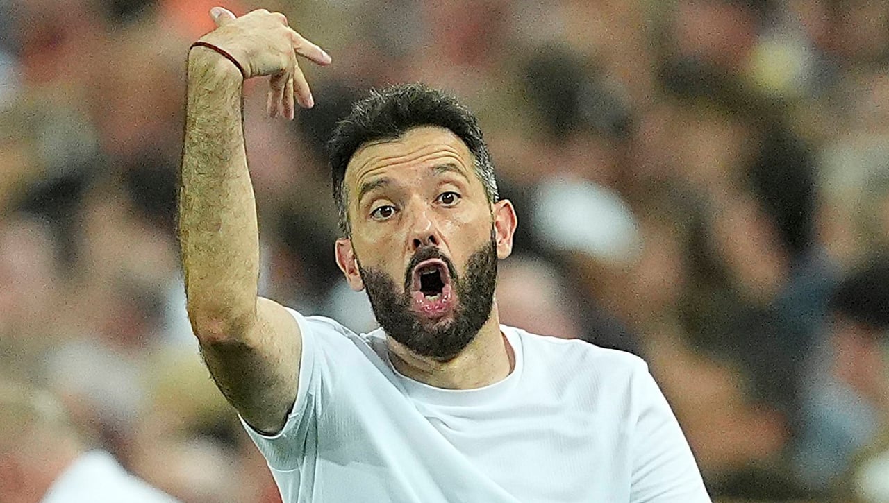 Carlos Corberán, satisfecho con la plantilla