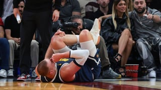 Nikola Jokic lesiona la rodilla y puede ser muy grave 