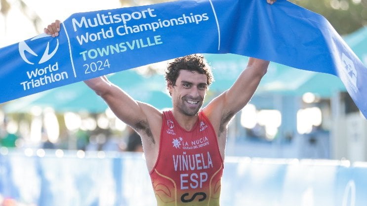 España conquista el acuatlón mundial
