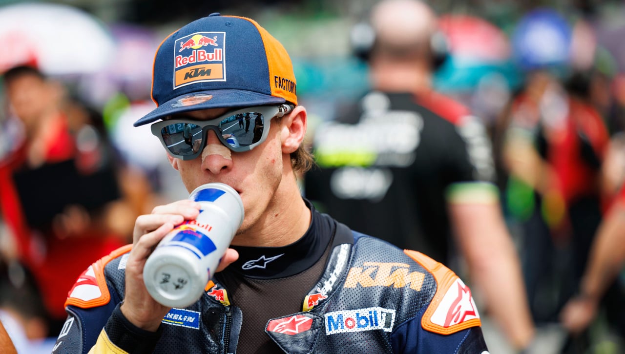 Pedro Acosta se libera de KTM en Malasia para soñar a lo grande