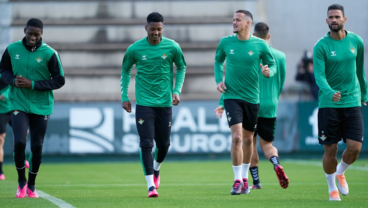 Los rescoldos del mercado invernal aún pueden 'quemar' más al Betis