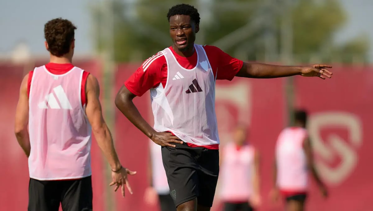 Agoumé agita el mercado de fichajes del Sevilla 