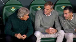 De la "fuerte autocrítica" y querer "cambiar a los once al descanso" a la "madurez": Pellegrini, la suplencia de Fekir y su futuro aquí