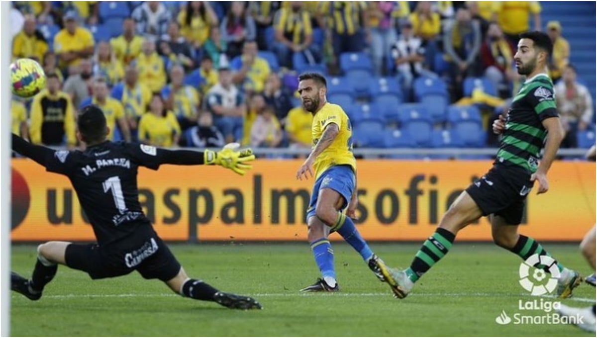  La UD Las Palmas se frota las manos con la mejor versión de Pejiño