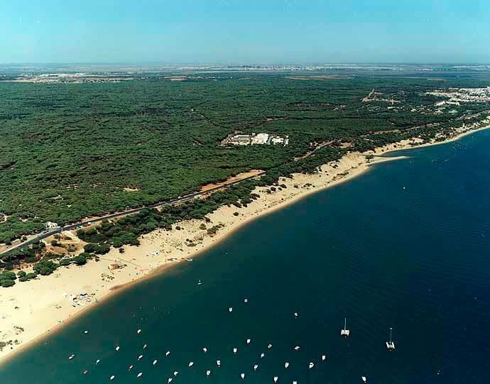 Huelva echará el cerrojo a una de sus playas