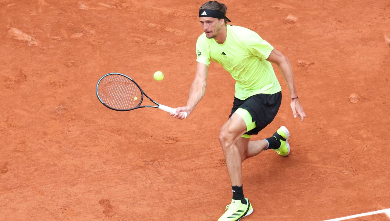 Una retirada da vía libre a Zverev y Djokovic tiene un problema