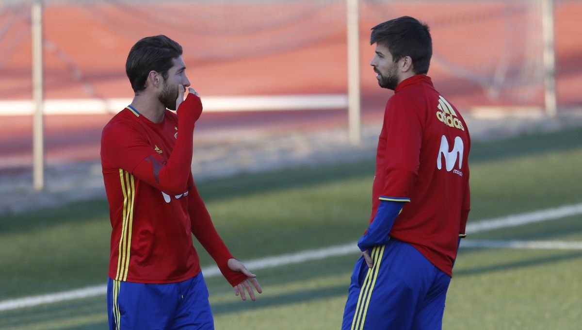 El mensaje "andaluz" de Ramos a Piqué y la crítica de Riqui Puig