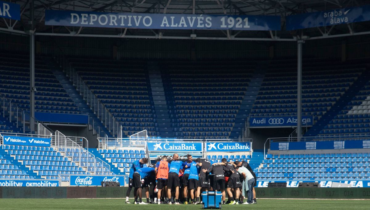  Alineaciones Alavés - Valencia: Alineación posible de Alavés y Valencia en el partido de LaLiga EA Sports