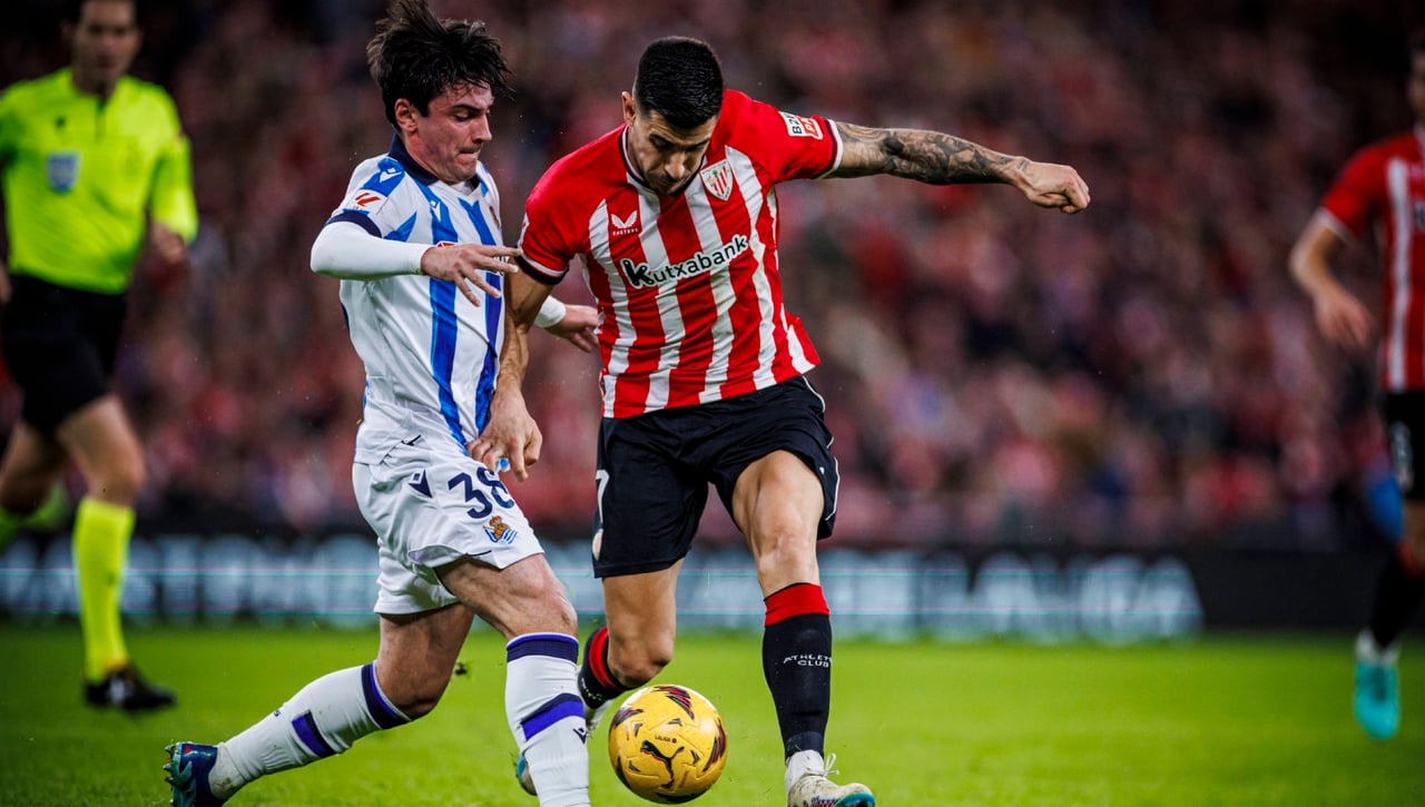 La Real Sociedad intenta 'robarle' este jugador al Athletic Club y crece la tensión