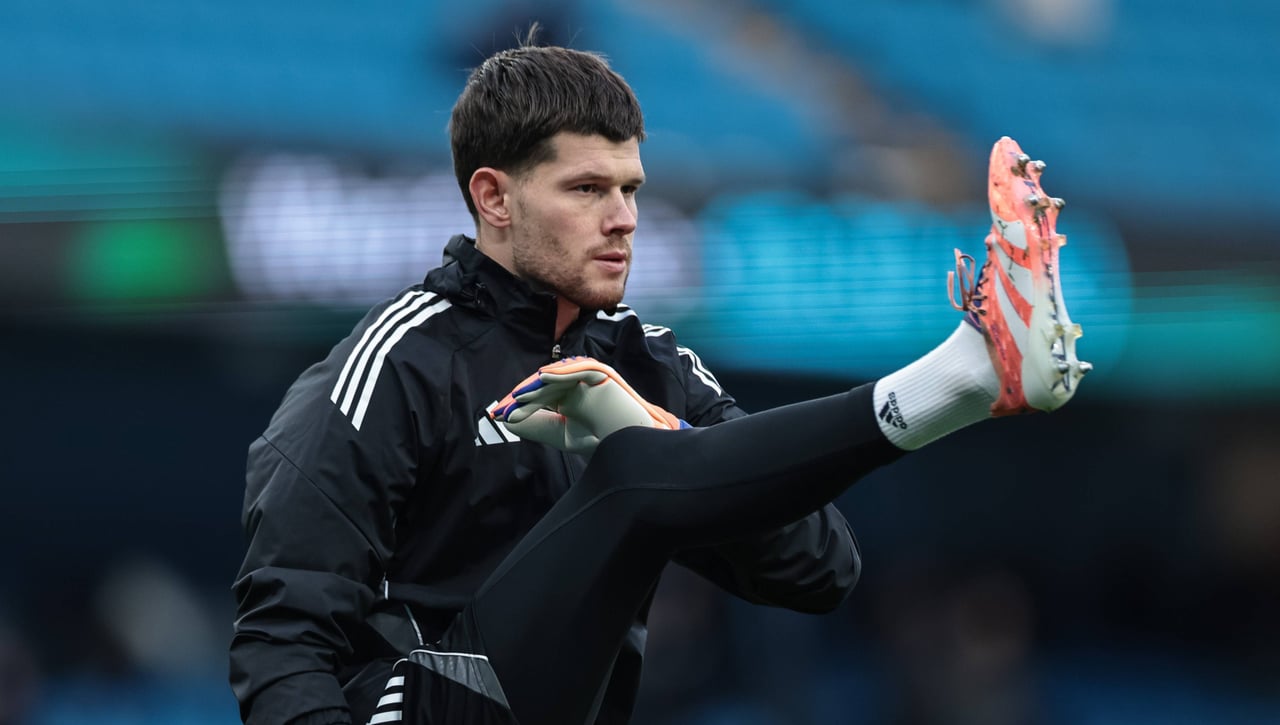 Ante la posible salida de Dimitrievski, el Valencia volvió a hacer llamadas al Leeds United: Illan Meslier