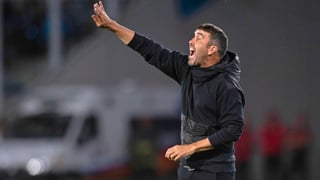 Coudet pide más fichajes