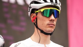 Juan Ayuso presenta su renuncia