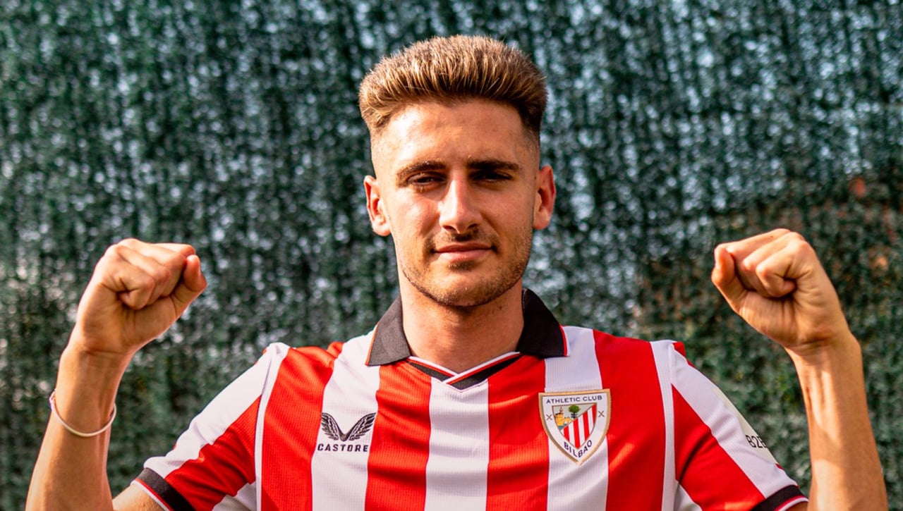 El Athletic se acuerda de la Real Sociedad en la presentación de Robert Navarro