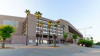 La imposible coexistencia de Betis y Sevilla en La Cartuja y el 4-1 del primer derbi en el Villamarín