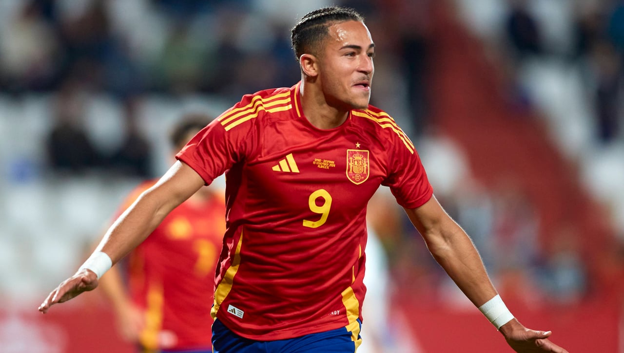 La alternativa de Champions a Kofane sería Mateo Joseph