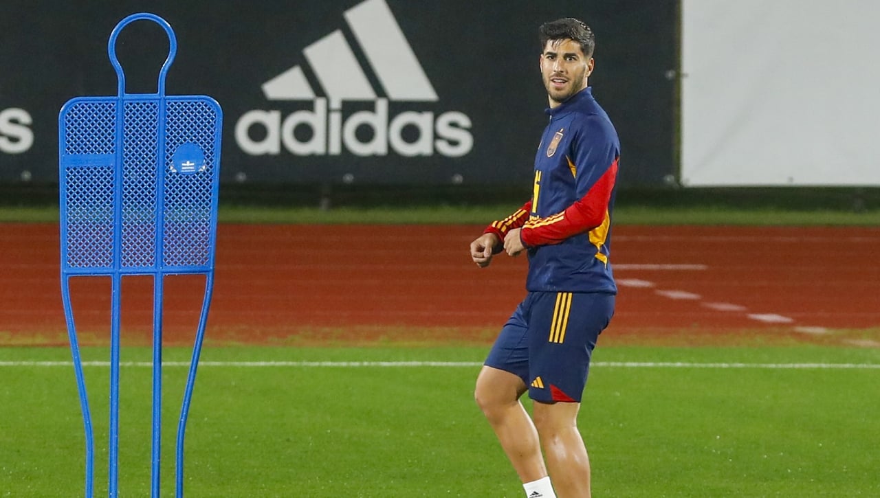 La repetida ambigüedad de Asensio con Real Madrid y Barcelona