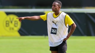 Enfocados en Moukoko: la condición que impone el Borussia Dortmund