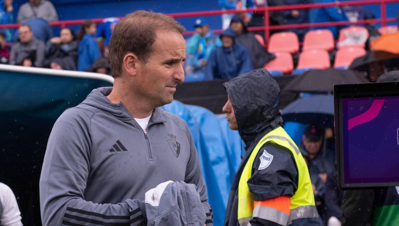 La principal preocupación de Arrasate y los planes de Osasuna ante la lesión de Mojica