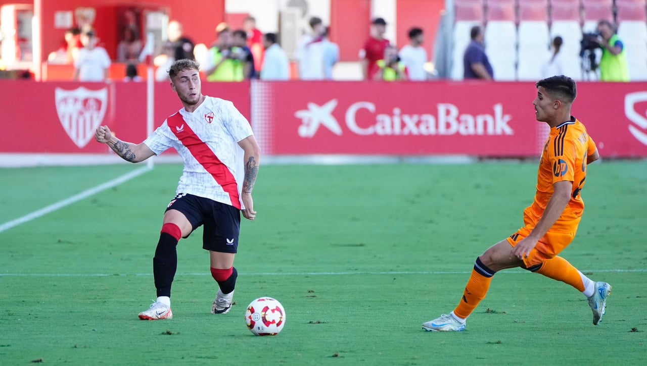 El Cádiz se lanza a por Darío Benavides