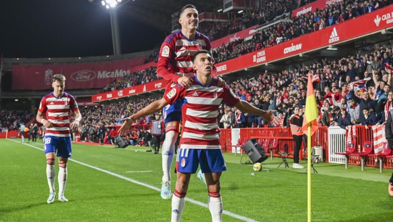 Myrto Uzuni, el mejor goleador del fútbol español