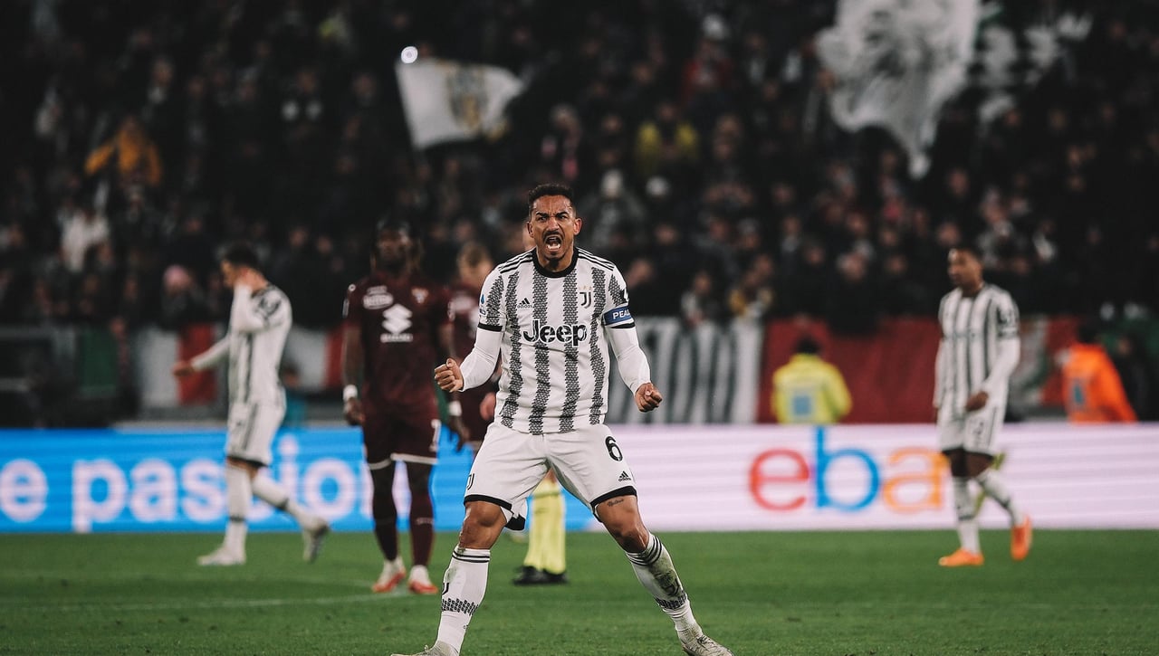 Danilo será 'bianconeri' hasta 2025