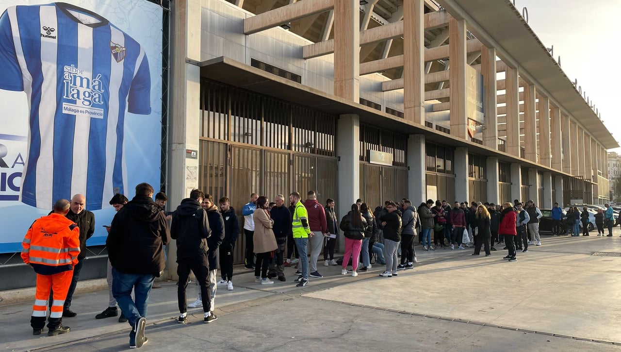 La Rosaleda desata la locura con la venta de entradas para el encuentro ante el Granada 
