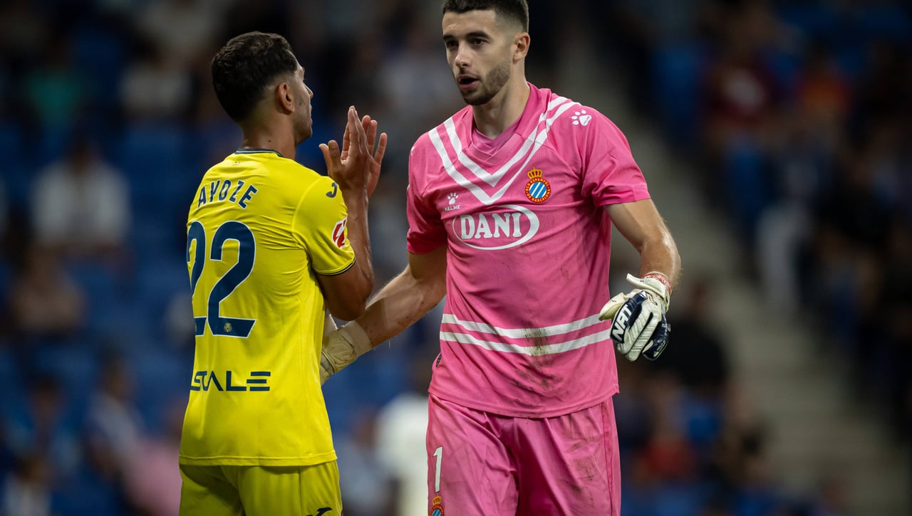 Se cubren las espaldas con Joan García 