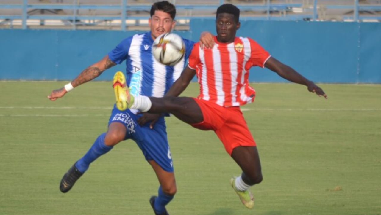 El delantero que tumba la puerta para ser titular con Rubi