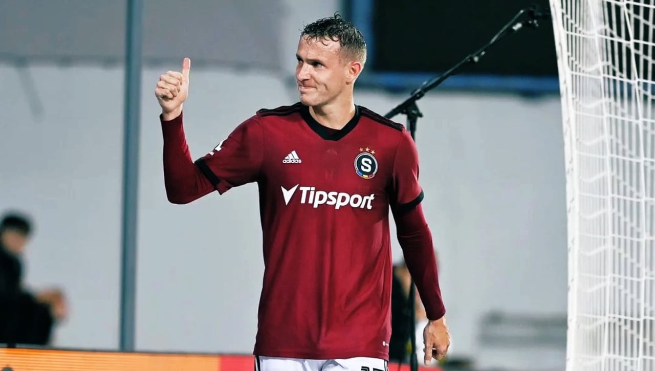 El recibimiento a Jankto tras anunciar su homosexualidad