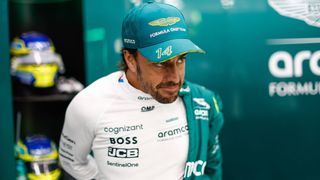 Aston Martin echa el freno con Fernando Alonso