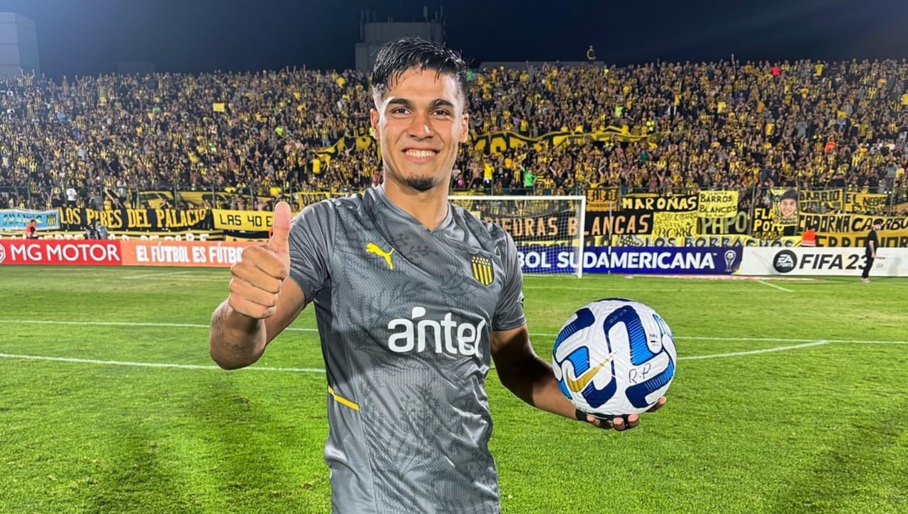 La tremenda racha goleadora de Arezo en Peñarol y las opciones de volver al Granada