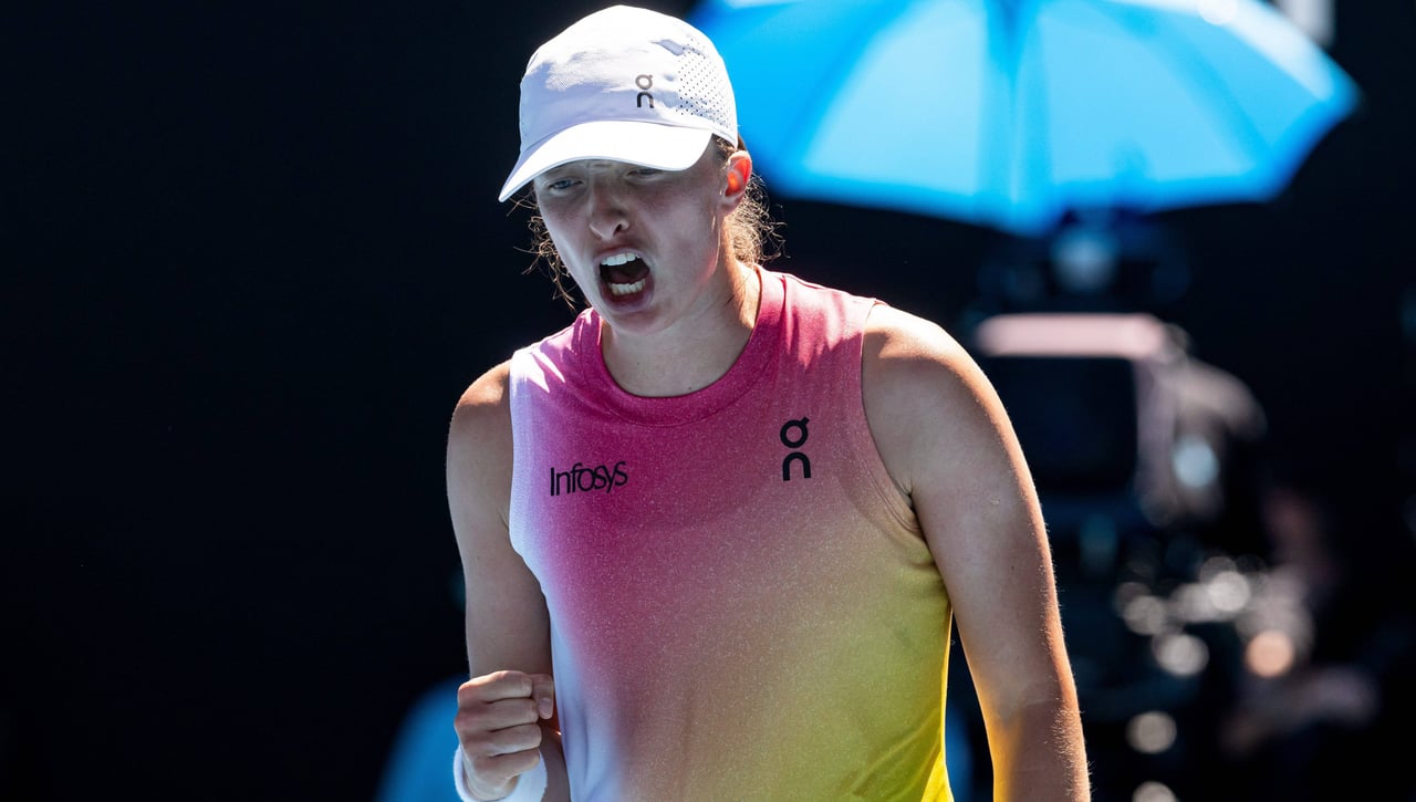 Iga Swiatek lo vuelve a hacer y ya mira a la gran sorpresa del Open de Australia