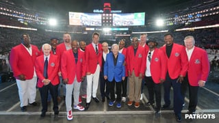 Tom Brady se hace eterno en los Patriots