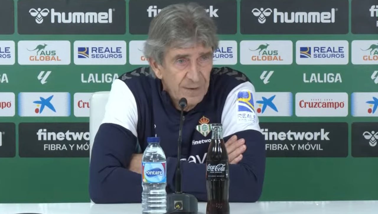Pellegrini responde a las críticas, da un toque a la planificación y... ¿manda un recado al Sevilla?
