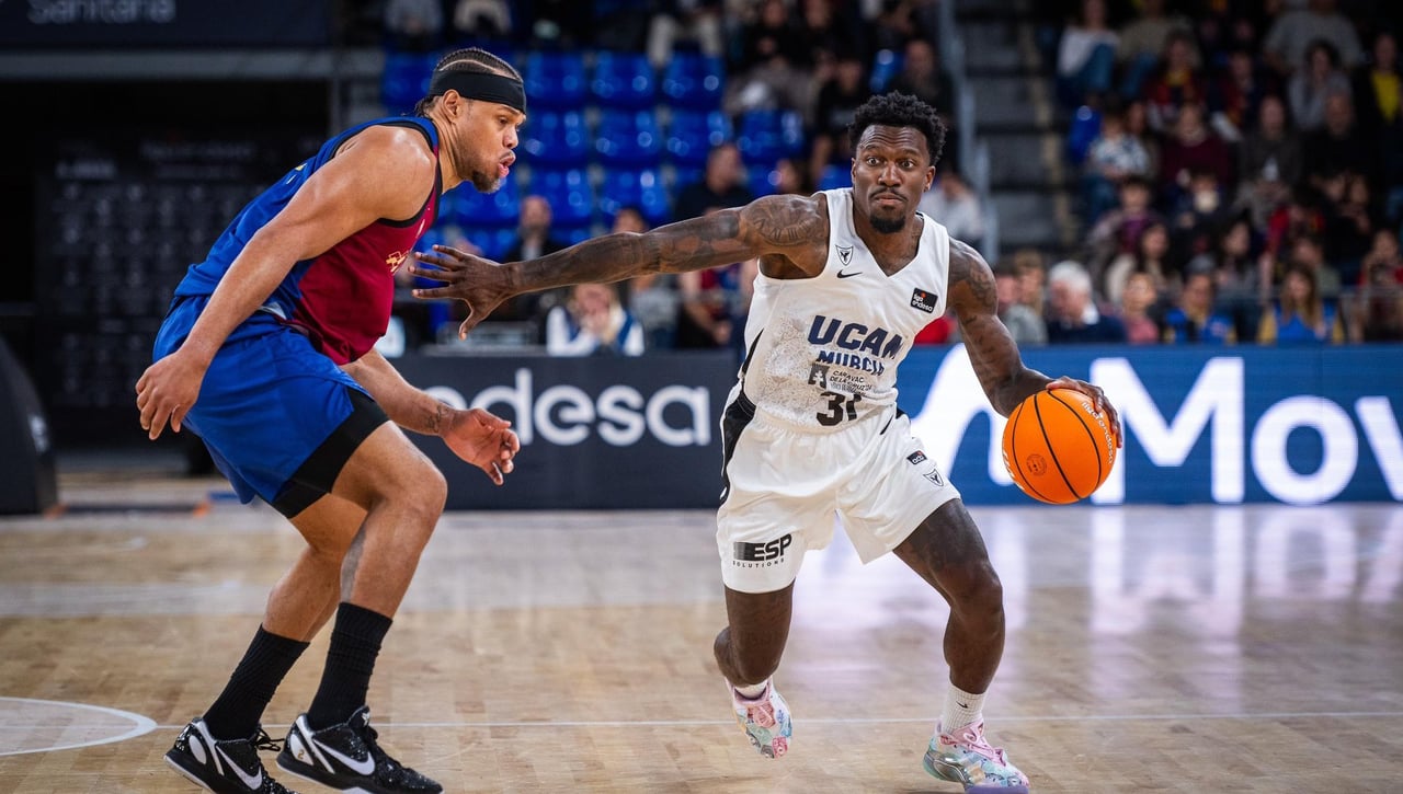 El Barça evita un desastre ante el UCAM Murcia