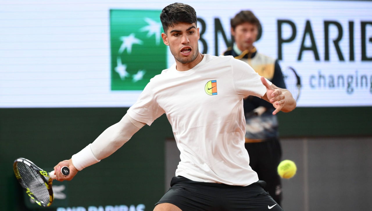 Alcaraz - J.J. Wolf: horario, canal y dónde ver hoy en TV y online el partido de Carlos Alcaraz de Roland Garros 2024