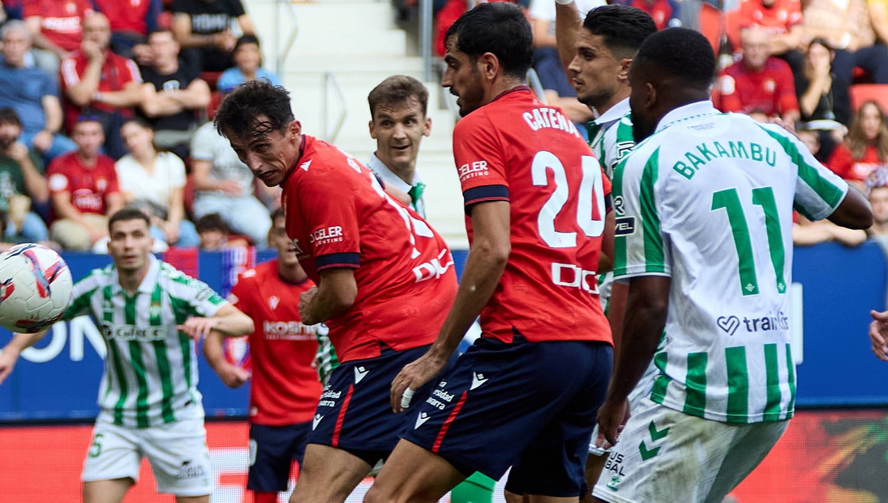 Problema en Osasuna que beneficia al Betis