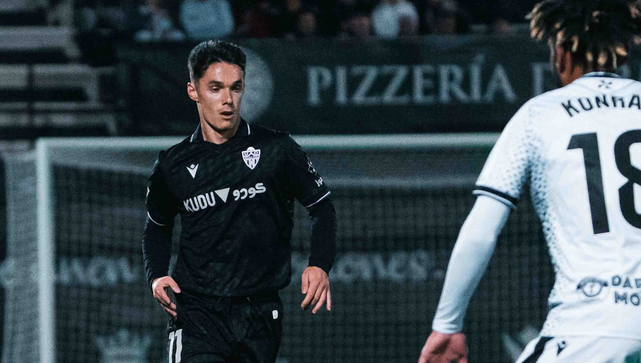 Ceuta 3-2 Almería: José Juan Romero le fastidia el liderato a Rubi