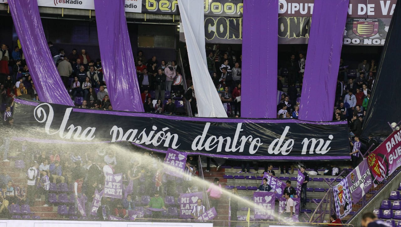 El escudo de un histórico de Segunda división se somete a juicio