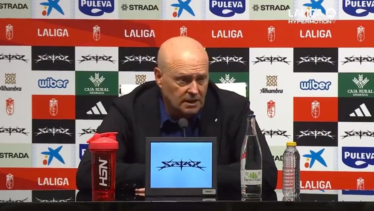 Pepe Mel explota: "Me encargaré de meterles el dedo en..."