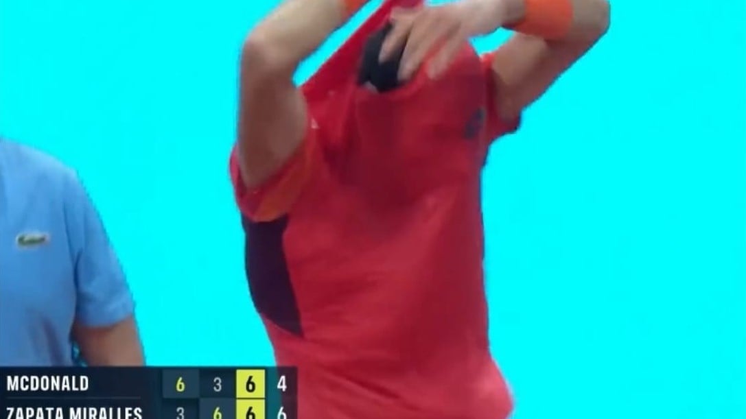 La sorprendente celebración futbolera de Bernabé Zapata tras ganar en Madrid