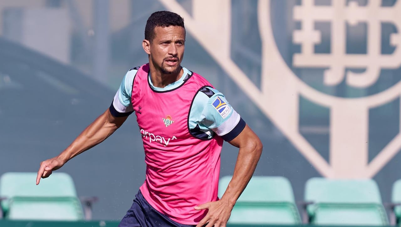 'Volantazo' saudí de Luiz Felipe mientras Planes estrecha el cerco sobre su sustituto