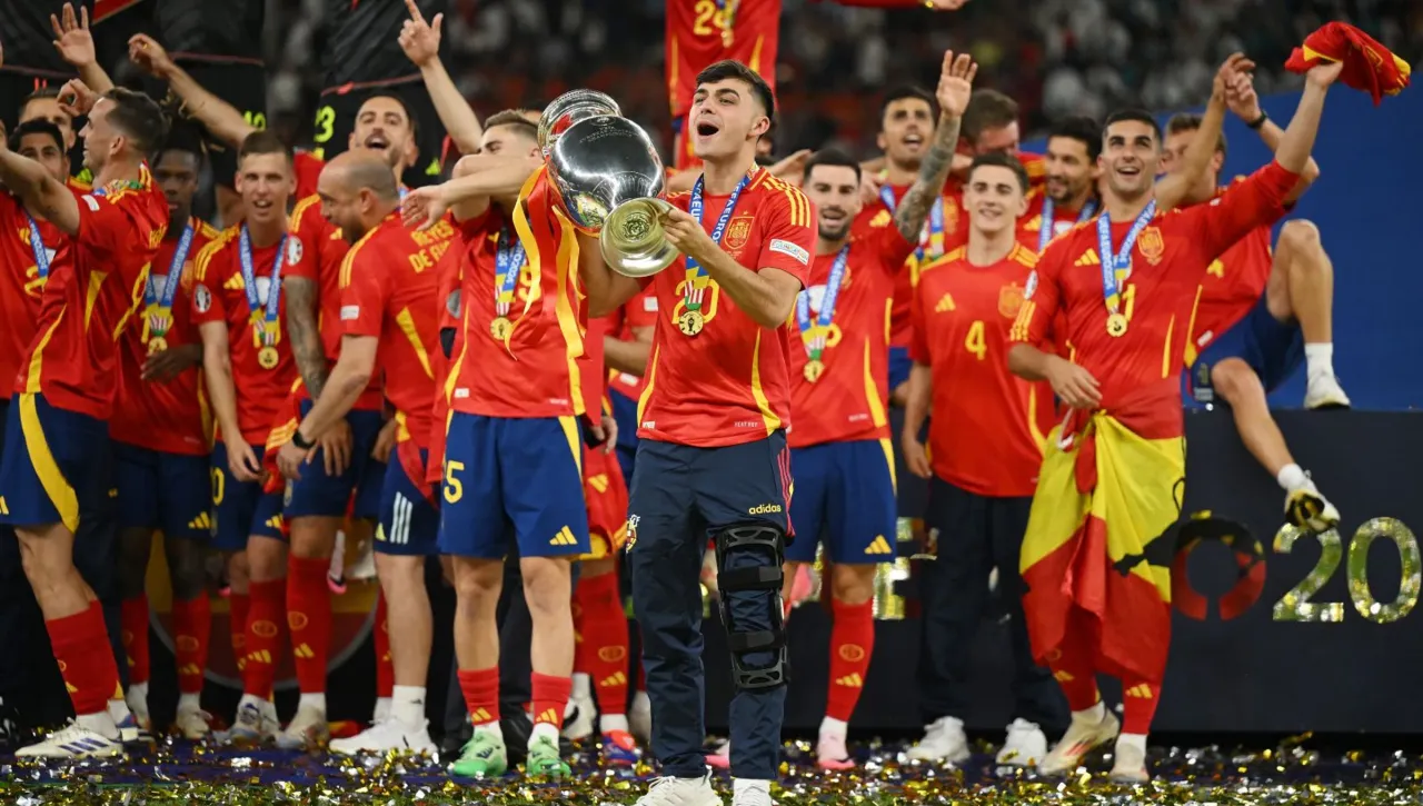 Lamine Yamal, Pedri y Ferran ya están en casa