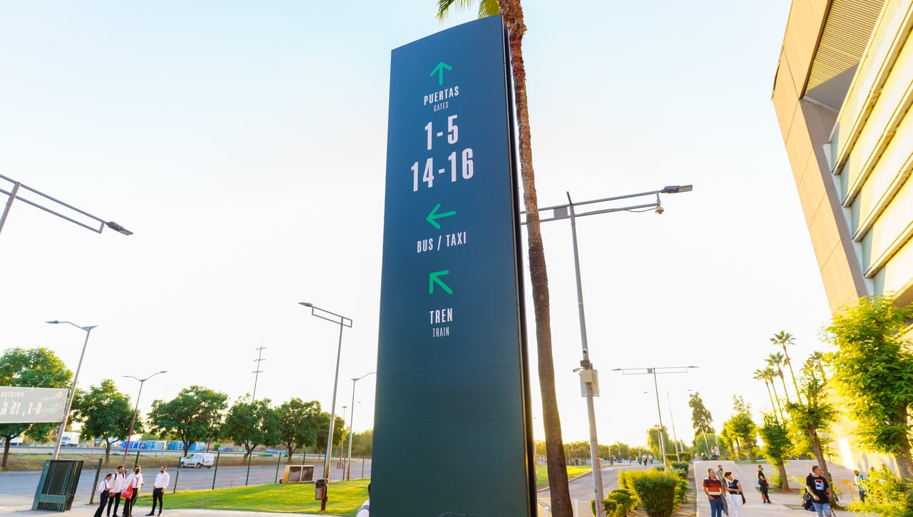 Dos problemas añadidos a los complicados accesos a La Cartuja