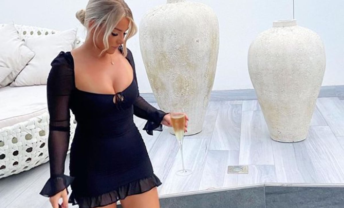 De OnlyFans a delantera de un club de fútbol inglés