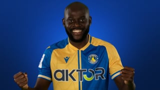 El Real Oviedo mira al mercado con urgencia y se fija en Kalvin Ketu para reactivar su ataque