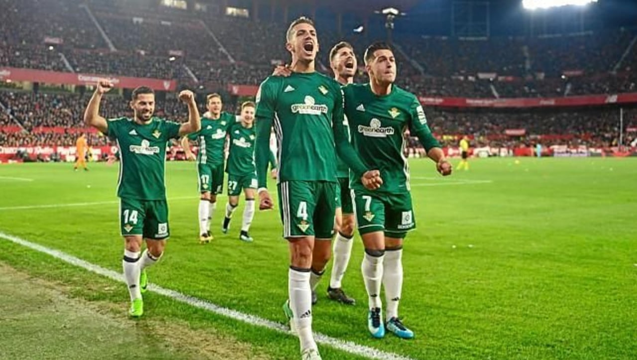 El Betis, de inolvidable verde al Sánchez-Pizjuán y Pellegrini... ¿con chándal?