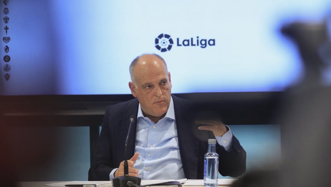 Tebas compara el racismo contra Vinicius con insultos "homófobos y de discapacidad intelectual" a Cristiano y Messi