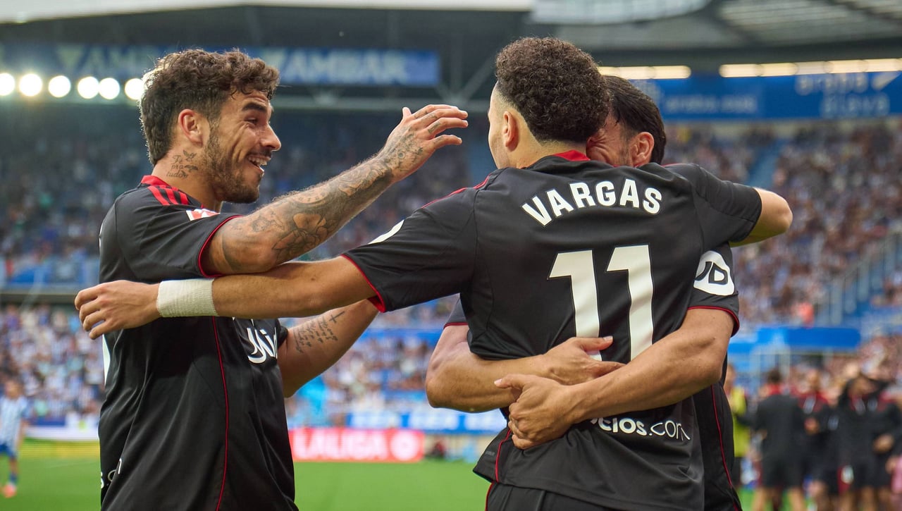 Deportivo Alavés 1-2 Sevilla FC: Un viejo pistolero siempre regresa