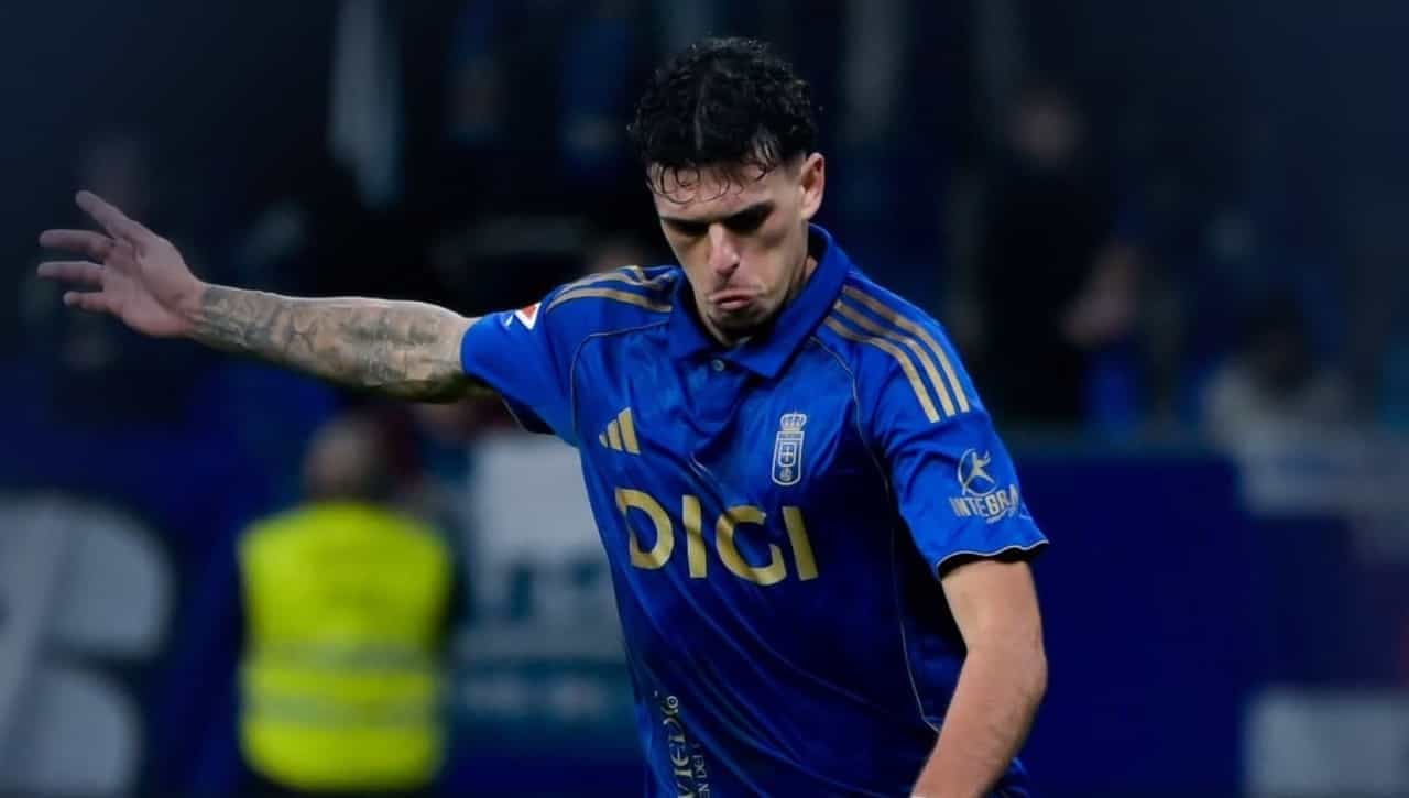 Javi López se queda fuera del partido contra el Atlético de Madrid por lesión